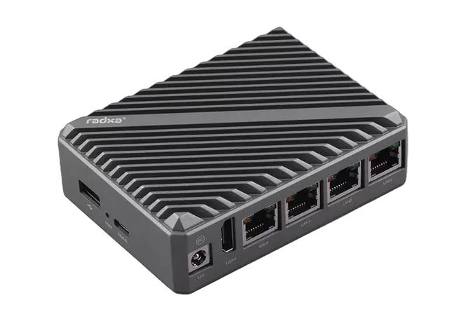 产品外观​radxa e24c 是网络工程师,开发人员和系统集成商的理想之